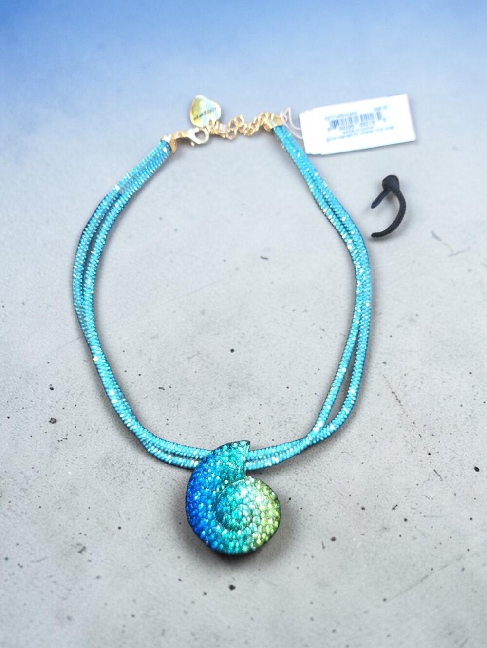 Nwt Betsey Johnson Turquoise to Lime Nautilus Pendant Necklace - Women